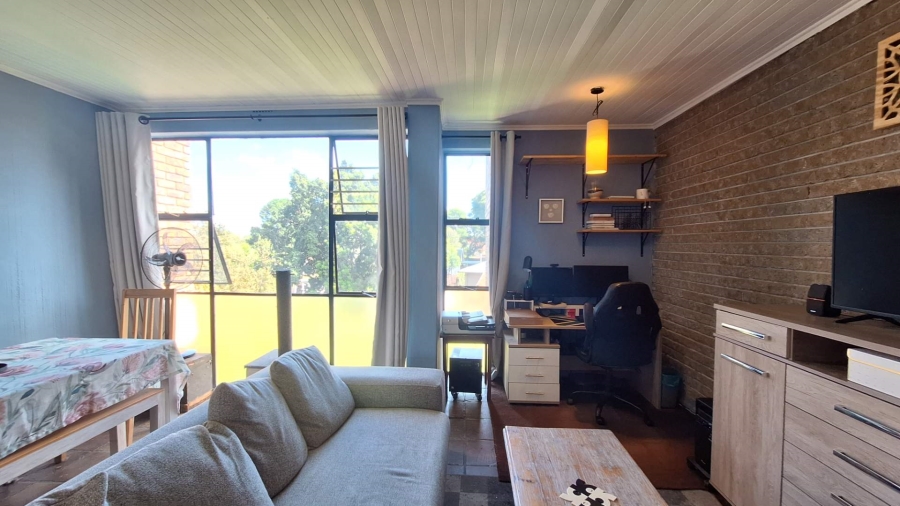 To Let 1 Bedroom Property for Rent in Cresta Gauteng