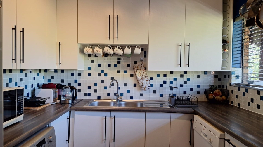 To Let 1 Bedroom Property for Rent in Cresta Gauteng