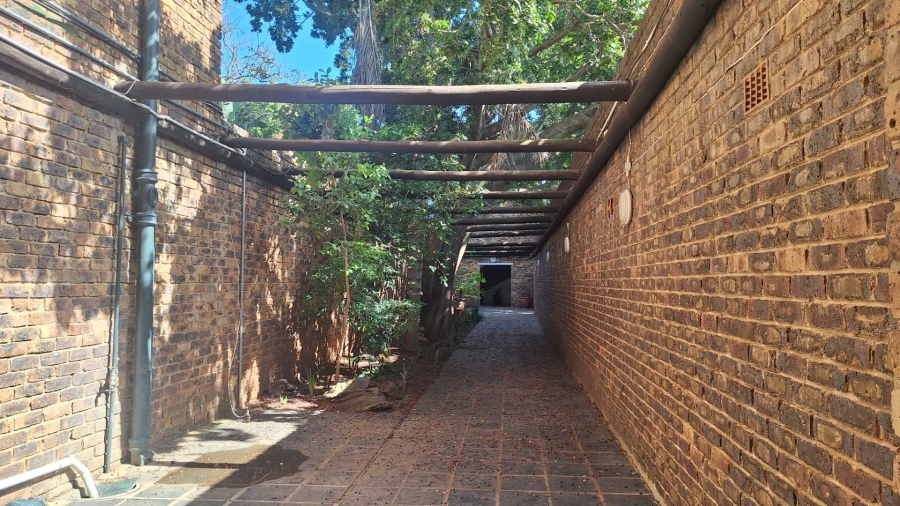 To Let 1 Bedroom Property for Rent in Cresta Gauteng