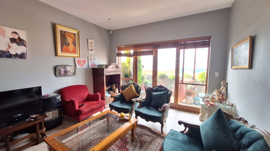 To Let 3 Bedroom Property for Rent in Northcliff Gauteng