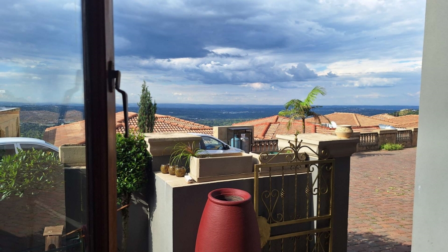 To Let 3 Bedroom Property for Rent in Northcliff Gauteng