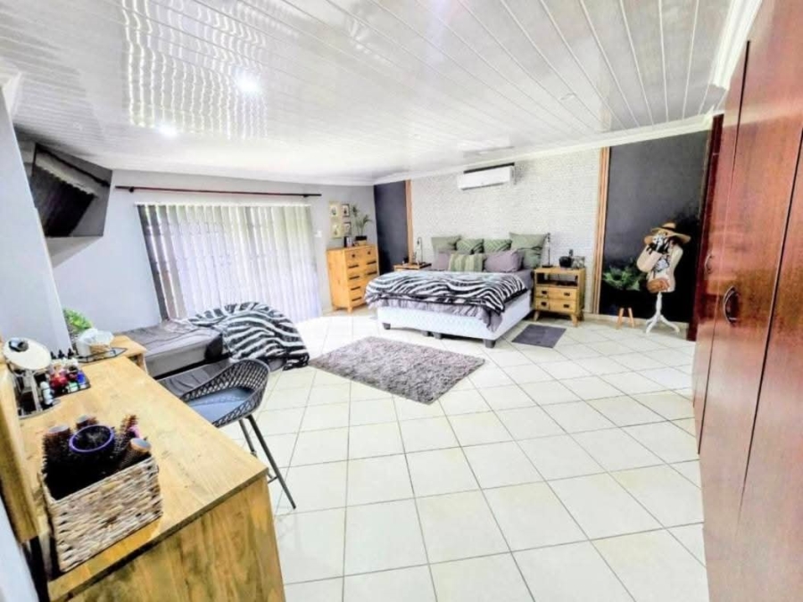 5 Bedroom Property for Sale in Annlin Gauteng