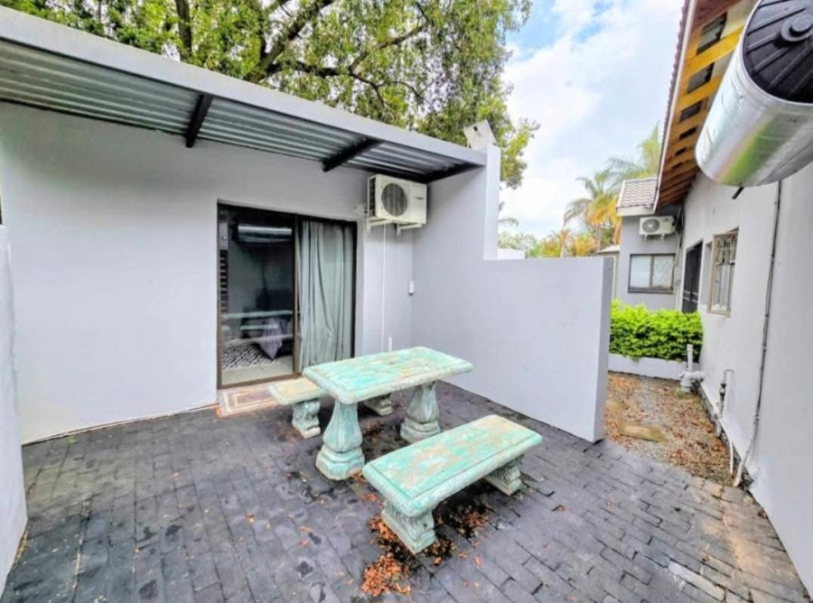 5 Bedroom Property for Sale in Annlin Gauteng