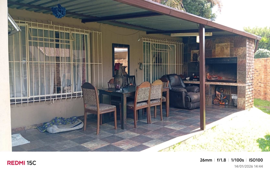 3 Bedroom Property for Sale in Pomona Gauteng