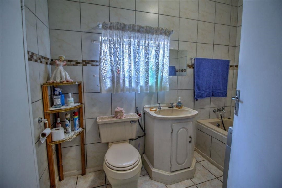 4 Bedroom Property for Sale in Edleen Gauteng