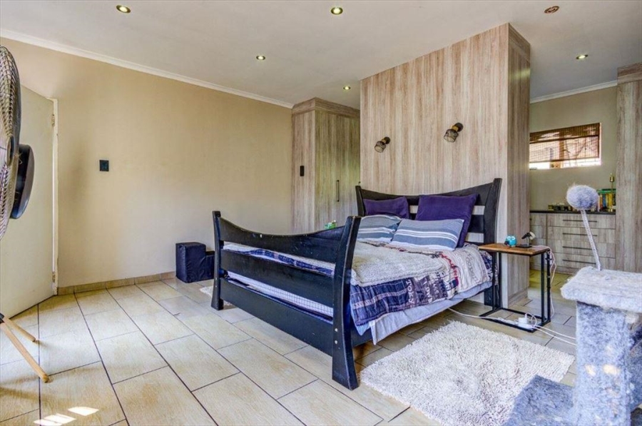 4 Bedroom Property for Sale in Terenure Gauteng