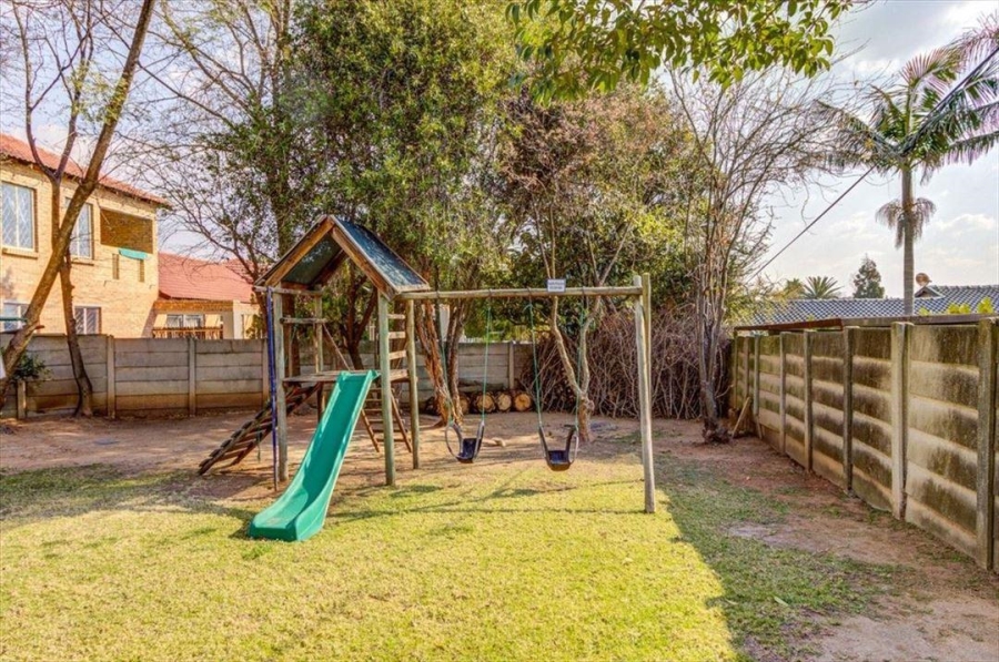 4 Bedroom Property for Sale in Terenure Gauteng