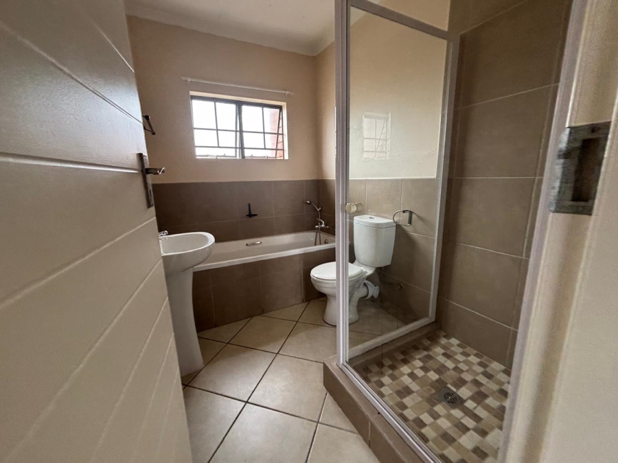 2 Bedroom Property for Sale in Sagewood Gauteng
