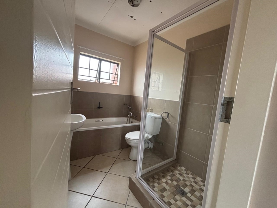 2 Bedroom Property for Sale in Sagewood Gauteng