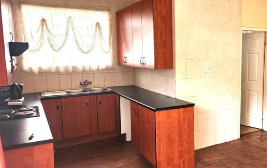 4 Bedroom Property for Sale in Bezuidenhout Valley Gauteng