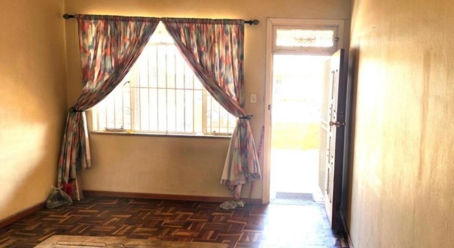 4 Bedroom Property for Sale in Bezuidenhout Valley Gauteng