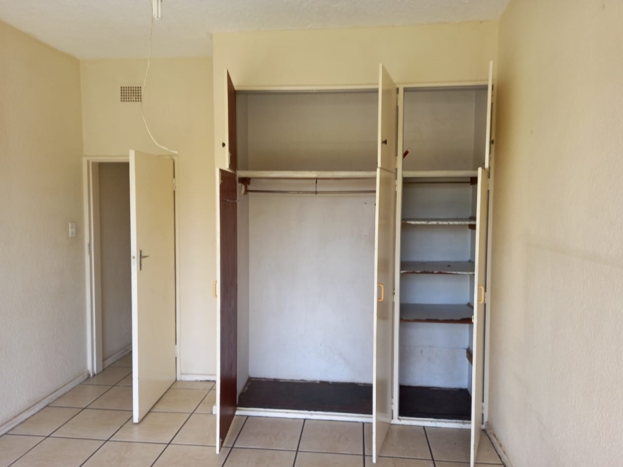 2 Bedroom Property for Sale in Elsburg Gauteng