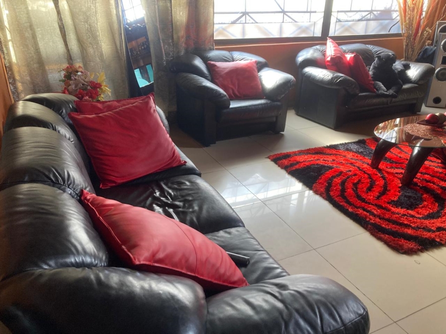 10 Bedroom Property for Sale in Mapetla Gauteng