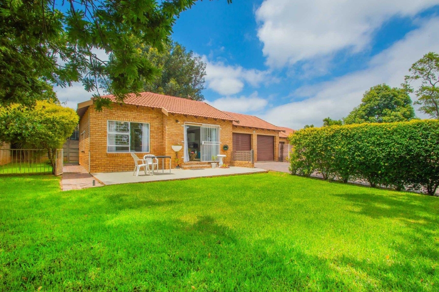 2 Bedroom Property for Sale in Radiokop Gauteng