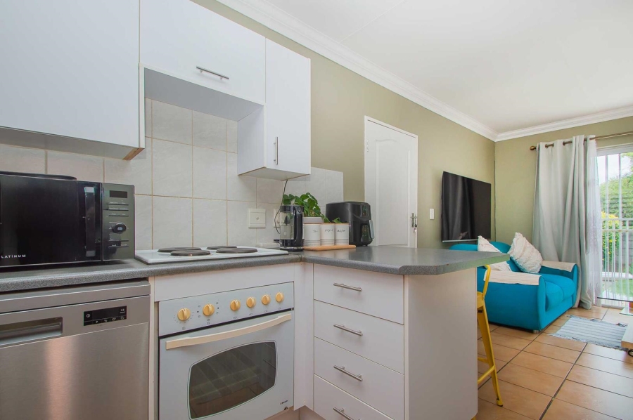 2 Bedroom Property for Sale in Radiokop Gauteng