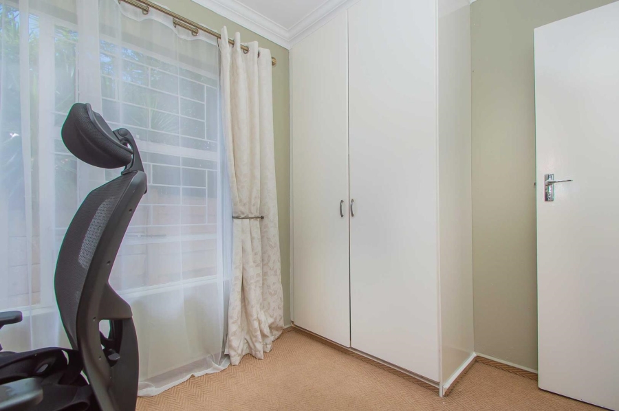 2 Bedroom Property for Sale in Radiokop Gauteng