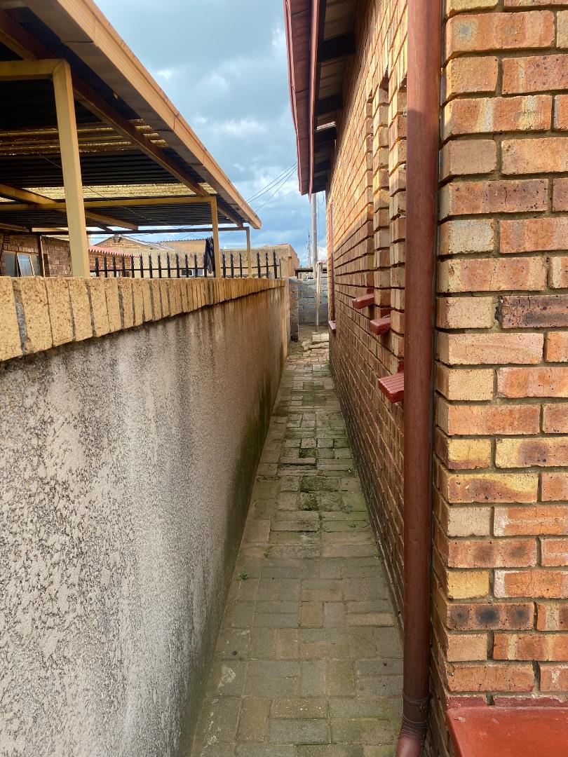 3 Bedroom Property for Sale in Tsakane Gauteng