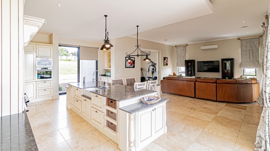 5 Bedroom Property for Sale in Blue Hills Equestrian Estate Gauteng