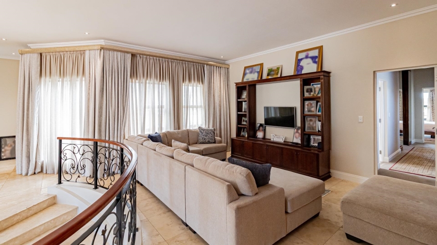 5 Bedroom Property for Sale in Blue Hills Equestrian Estate Gauteng