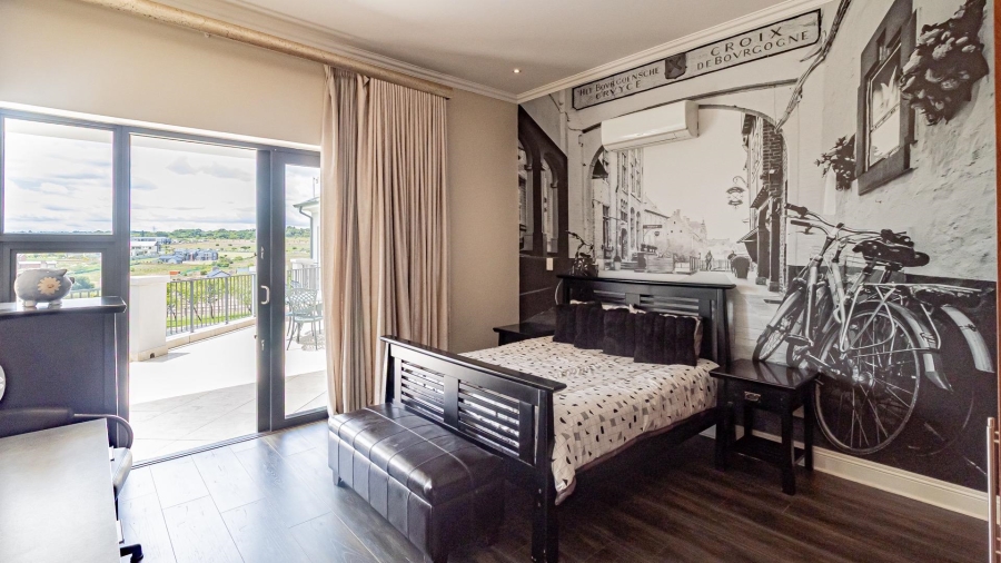 5 Bedroom Property for Sale in Blue Hills Equestrian Estate Gauteng