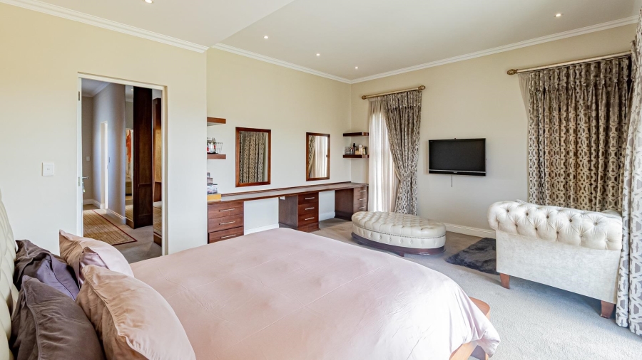 5 Bedroom Property for Sale in Blue Hills Equestrian Estate Gauteng