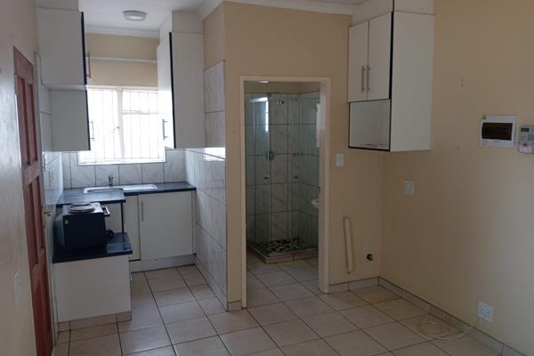 1 Bedroom Property for Sale in Claremont Gauteng