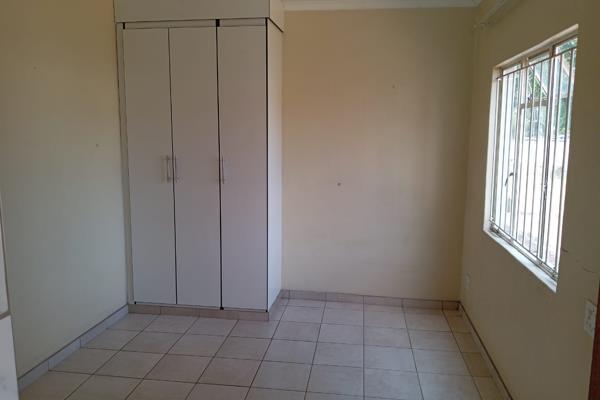 1 Bedroom Property for Sale in Claremont Gauteng