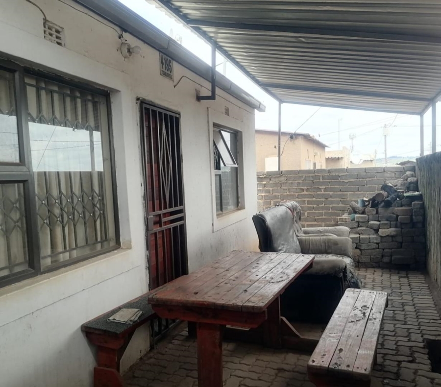 2 Bedroom Property for Sale in Tembisa Gauteng