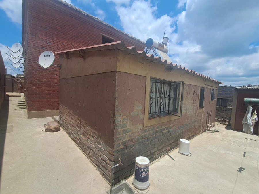 1 Bedroom Property for Sale in Kaalfontein Gauteng