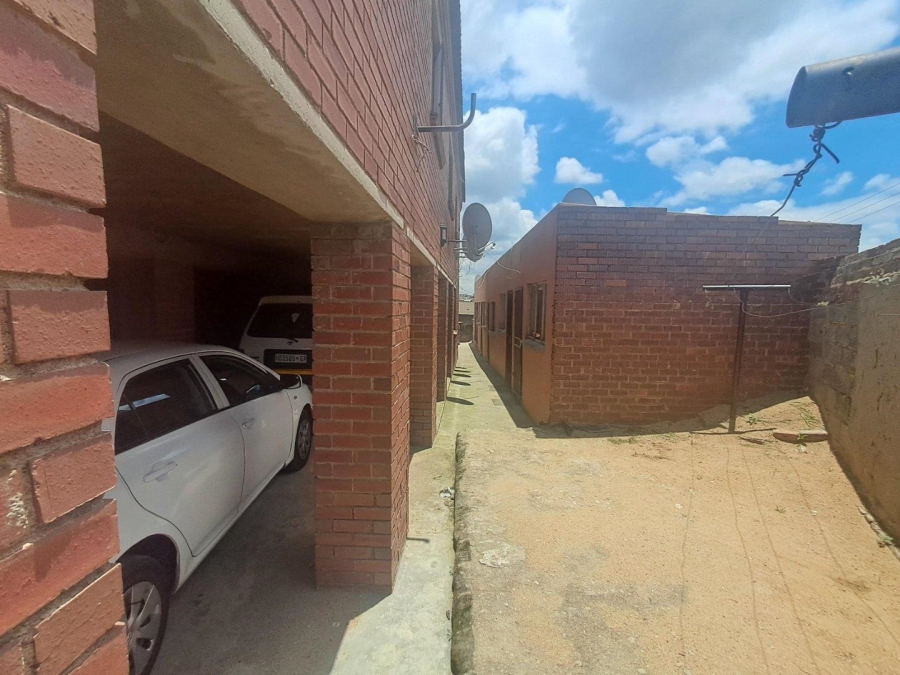 1 Bedroom Property for Sale in Kaalfontein Gauteng