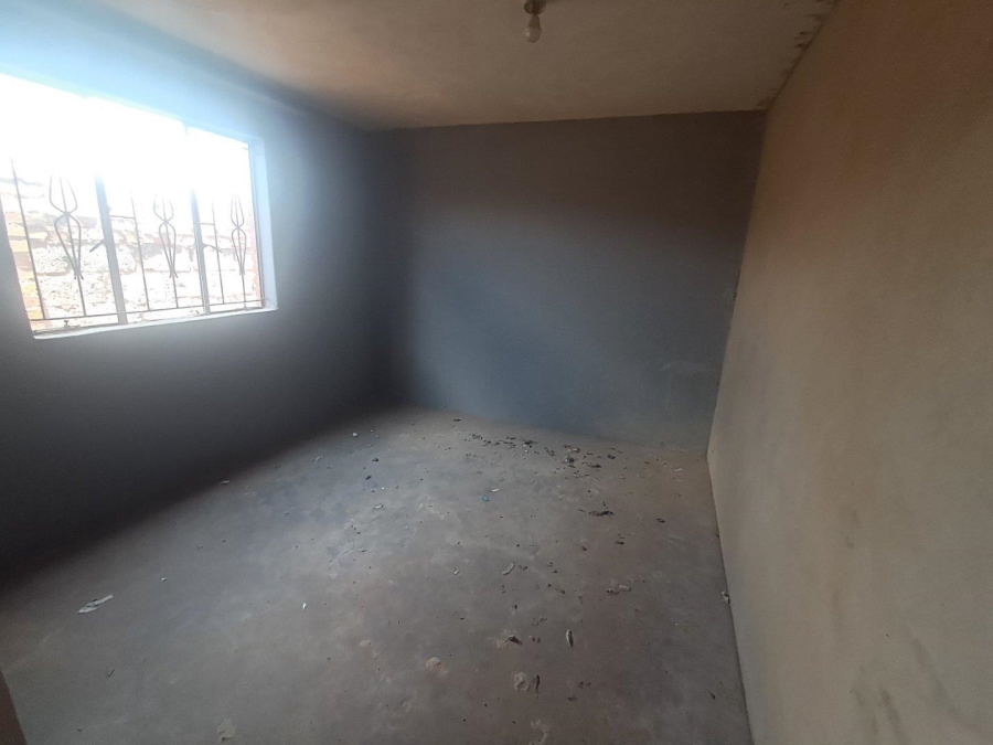 1 Bedroom Property for Sale in Kaalfontein Gauteng