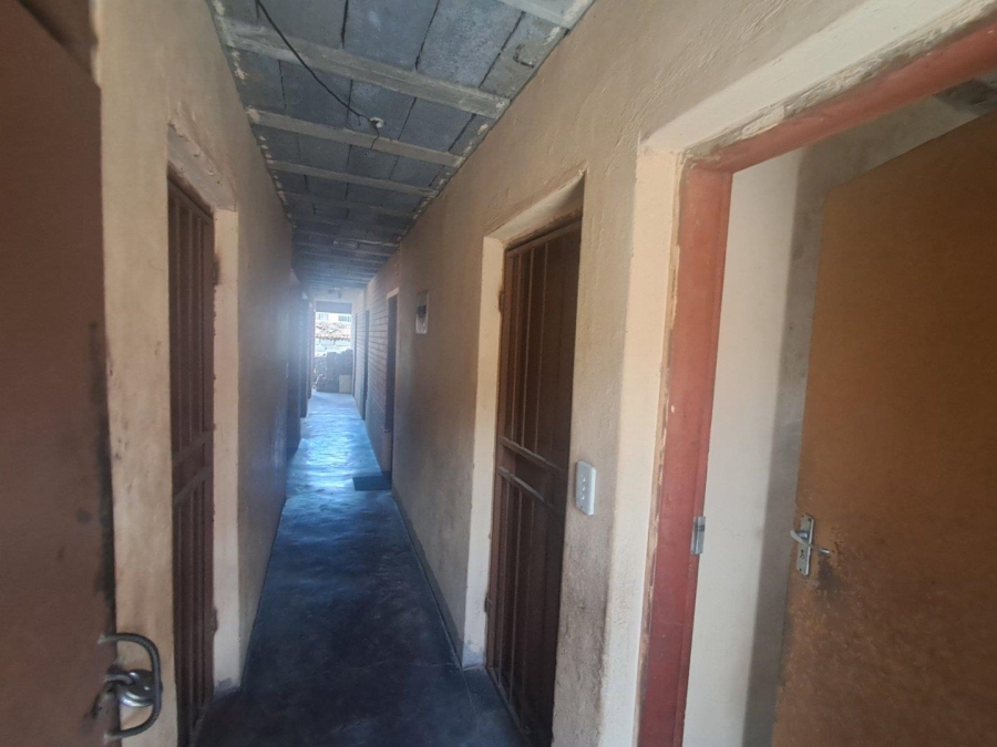1 Bedroom Property for Sale in Kaalfontein Gauteng