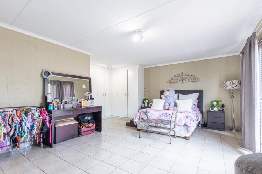 To Let 3 Bedroom Property for Rent in Wilgeheuwel Gauteng
