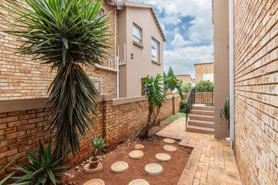 To Let 3 Bedroom Property for Rent in Wilgeheuwel Gauteng