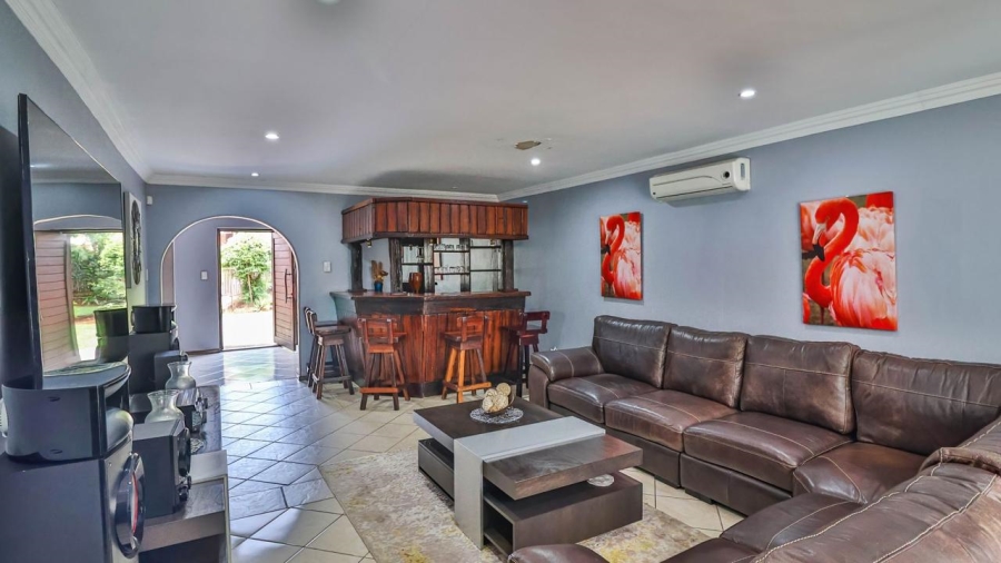 5 Bedroom Property for Sale in Glenvista Gauteng