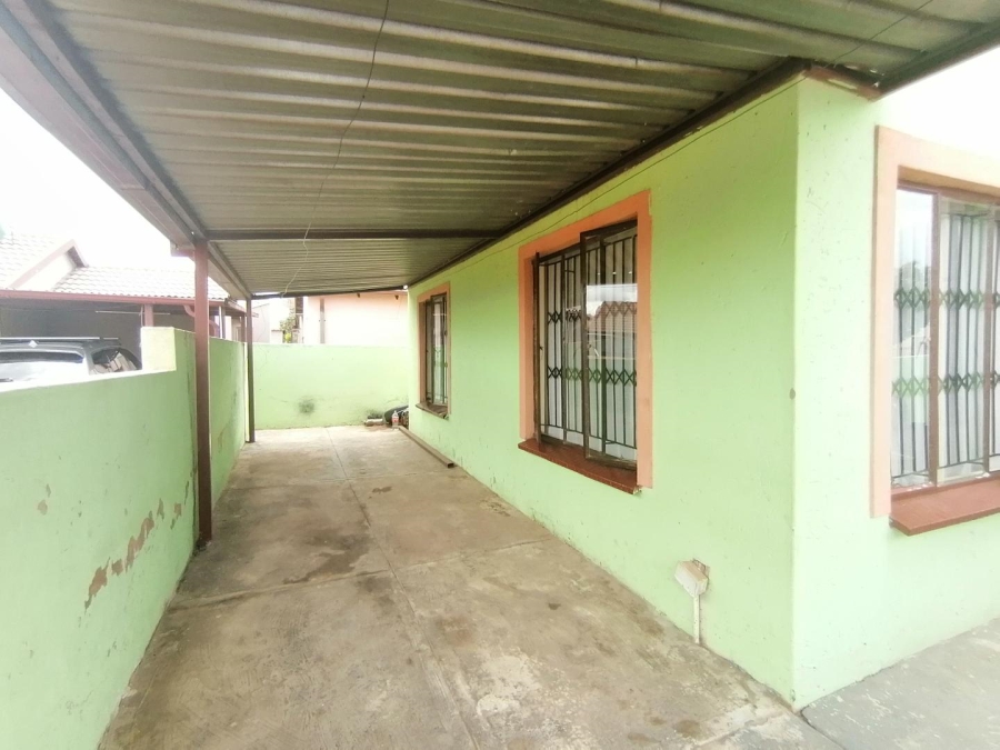 2 Bedroom Property for Sale in Soshanguve East Gauteng