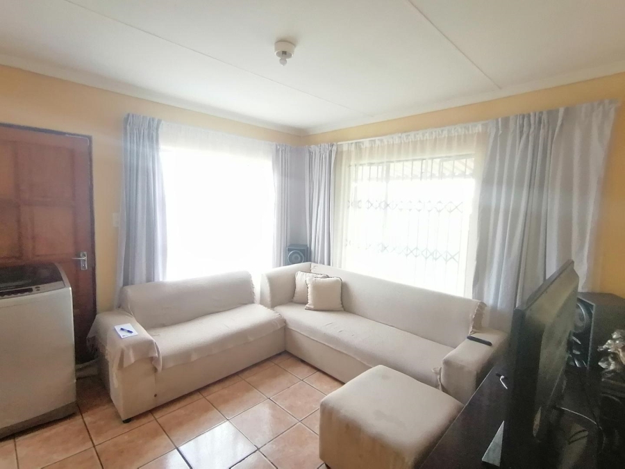 2 Bedroom Property for Sale in Soshanguve East Gauteng