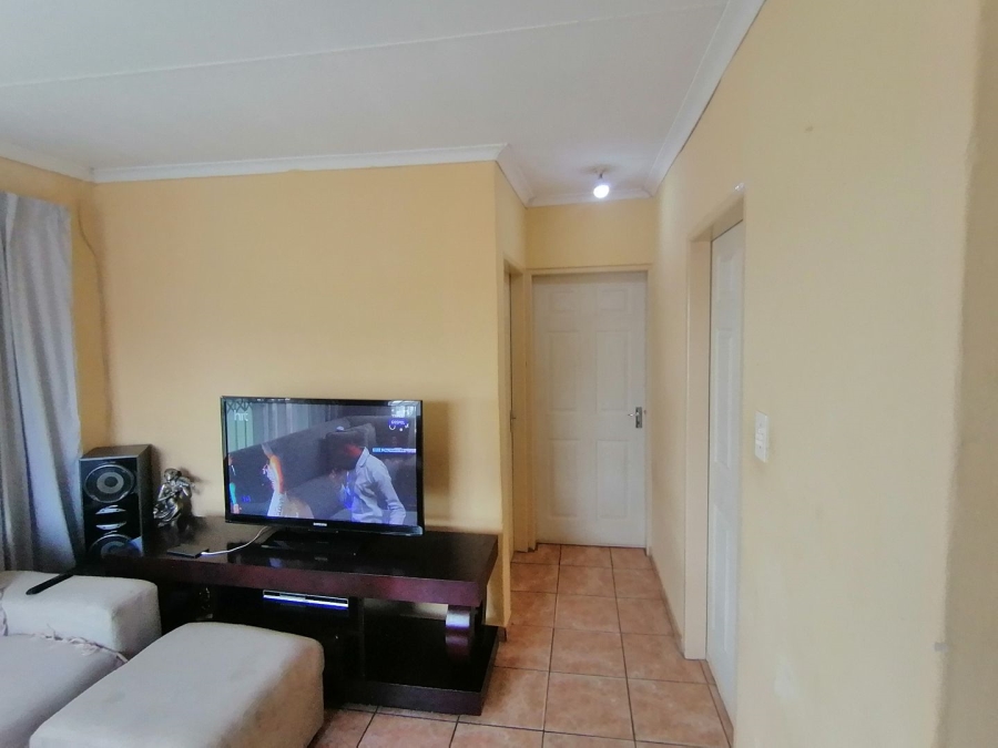 2 Bedroom Property for Sale in Soshanguve East Gauteng