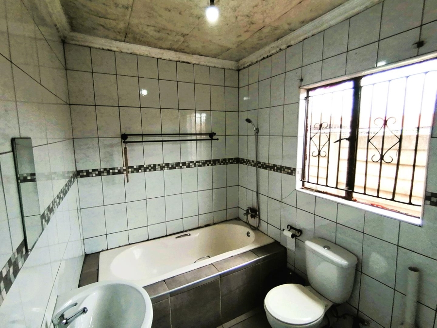 3 Bedroom Property for Sale in Soshanguve East Gauteng