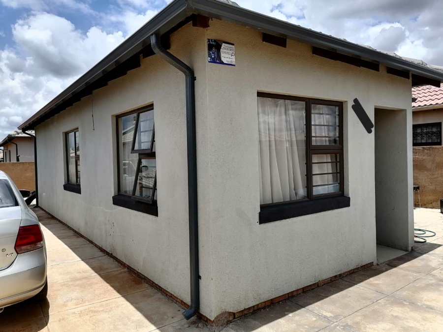 3 Bedroom Property for Sale in Soshanguve East Gauteng
