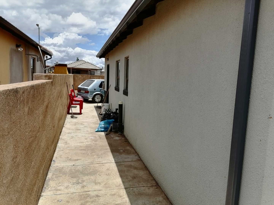 3 Bedroom Property for Sale in Soshanguve East Gauteng