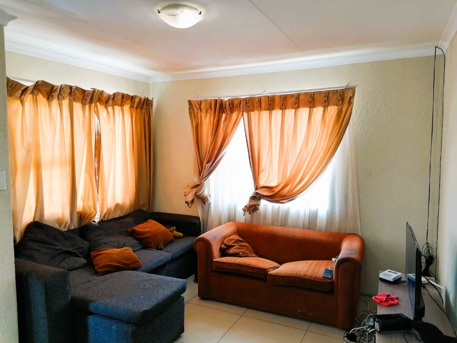 3 Bedroom Property for Sale in Soshanguve East Gauteng