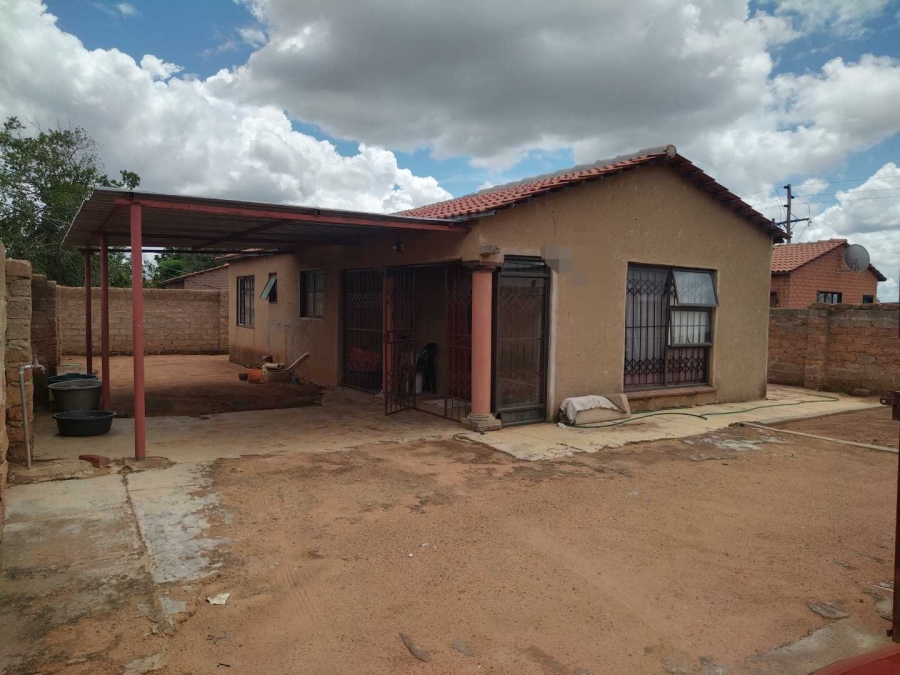 2 Bedroom Property for Sale in Winterveldt Gauteng