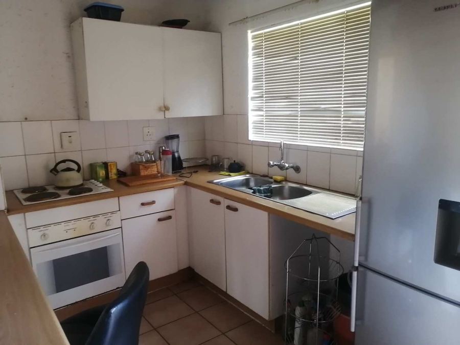 2 Bedroom Property for Sale in Bassonia Gauteng