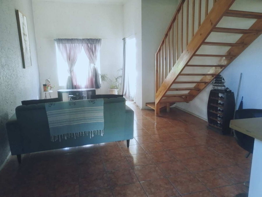 2 Bedroom Property for Sale in Bassonia Gauteng