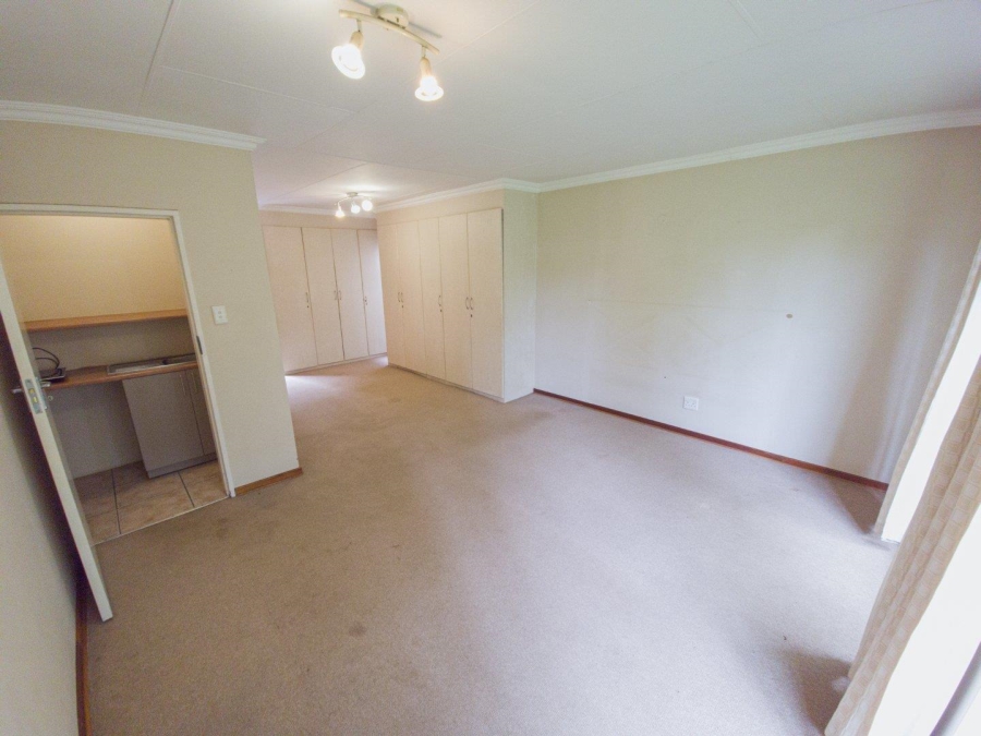 To Let 1 Bedroom Property for Rent in Waterkloof Gauteng