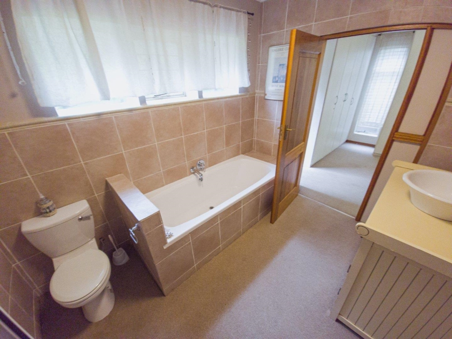 To Let 1 Bedroom Property for Rent in Waterkloof Gauteng