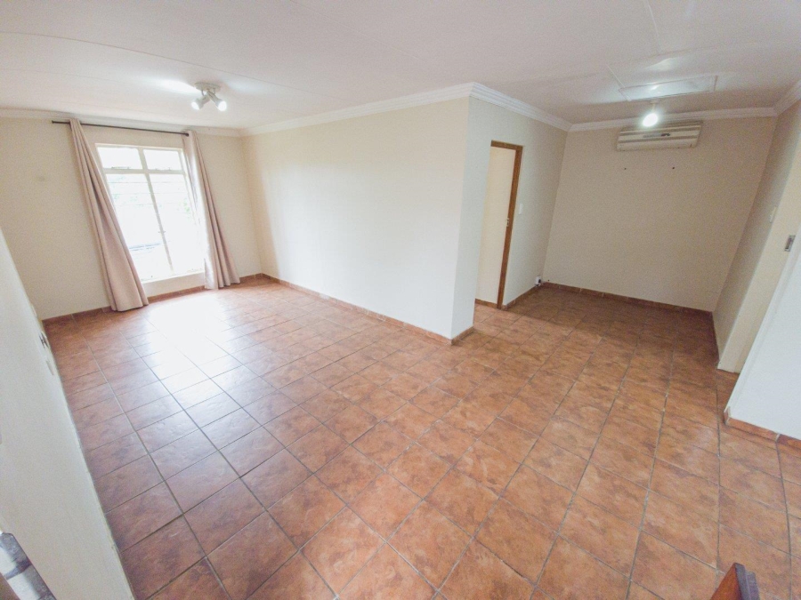 To Let 1 Bedroom Property for Rent in Waterkloof Gauteng