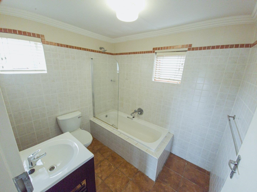 To Let 1 Bedroom Property for Rent in Waterkloof Gauteng