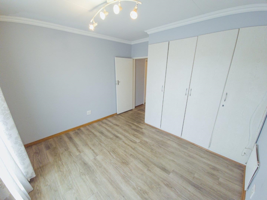 To Let 1 Bedroom Property for Rent in Waterkloof Gauteng